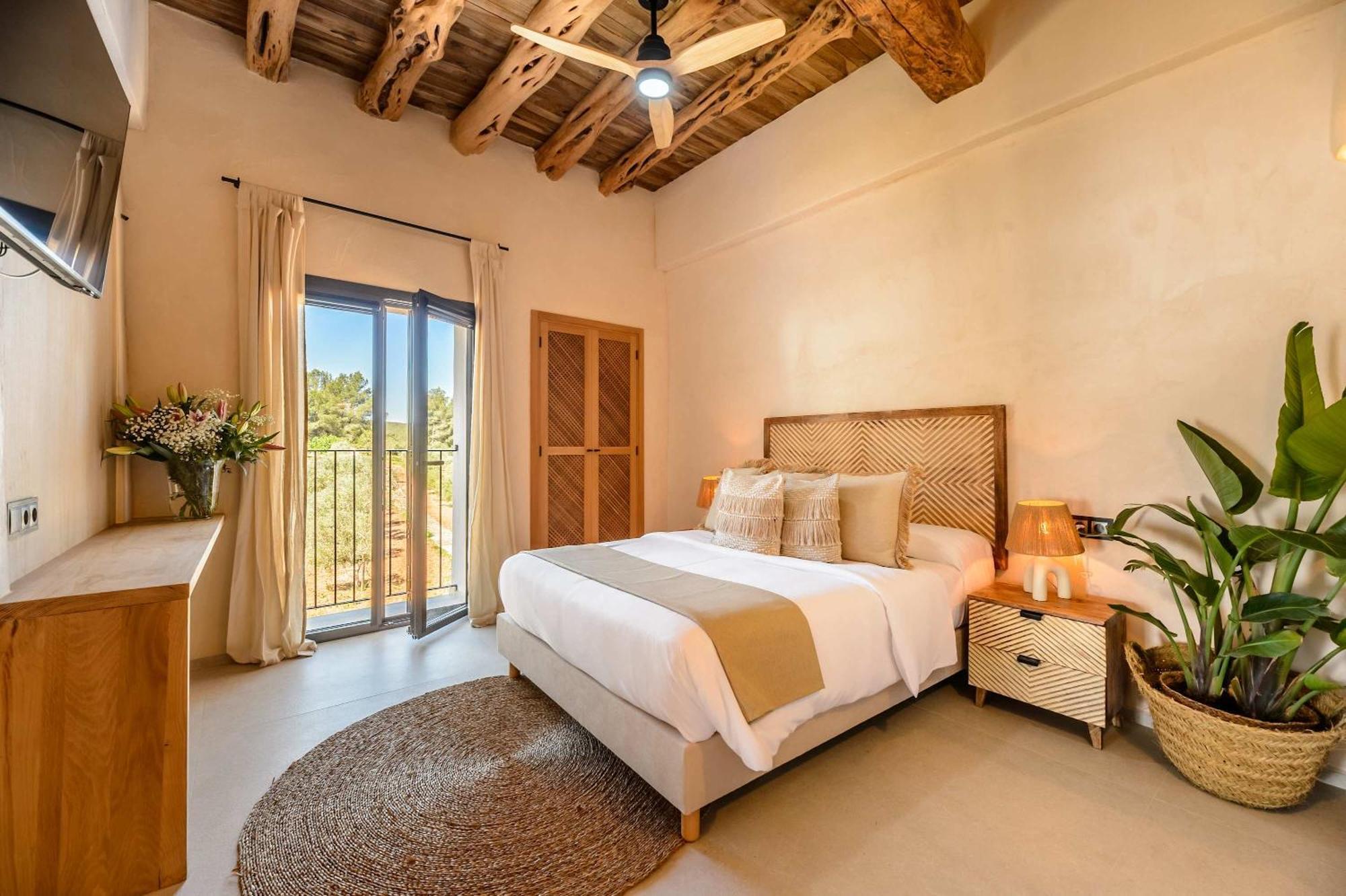 Villa Amasana - Your Sanctuary Of Peace In Ibiza - 6 Br
